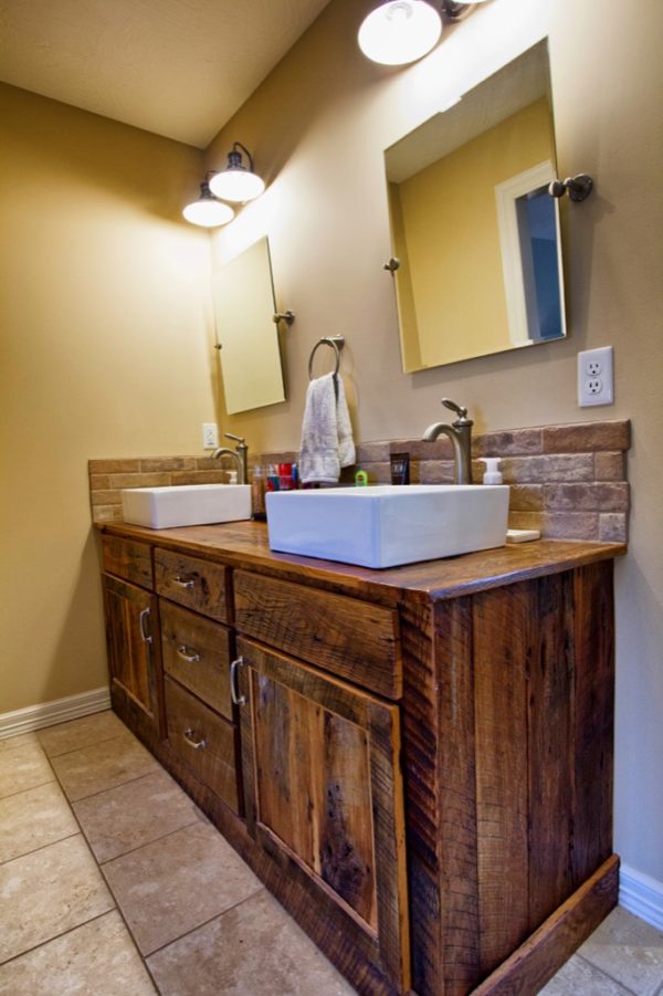 Missouri Reclaimed Furniture Barn Wood Furniture, Handcrafted in Missouri